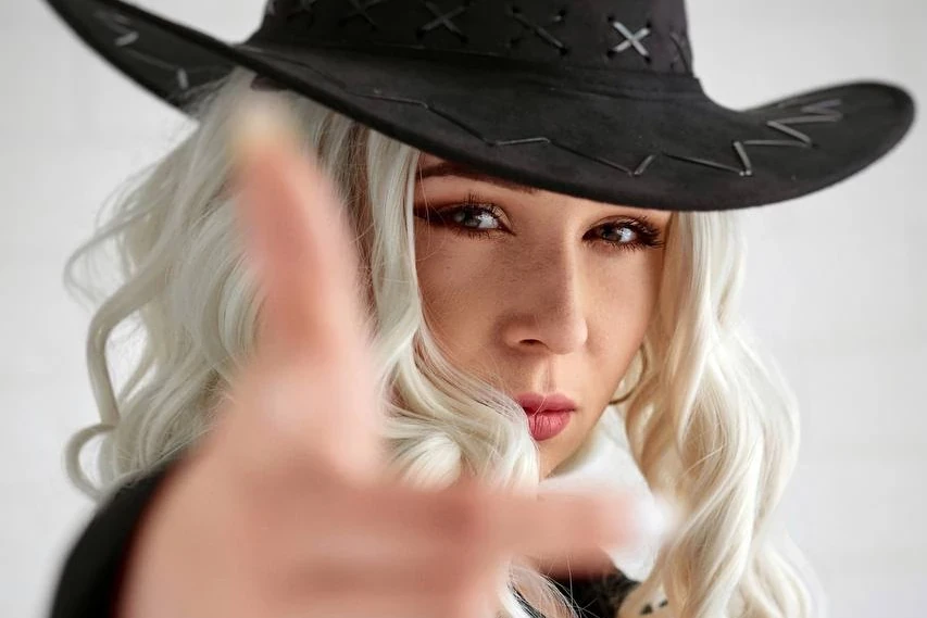 OnlyFineFans – prémiová agentura pro růst tvůrců